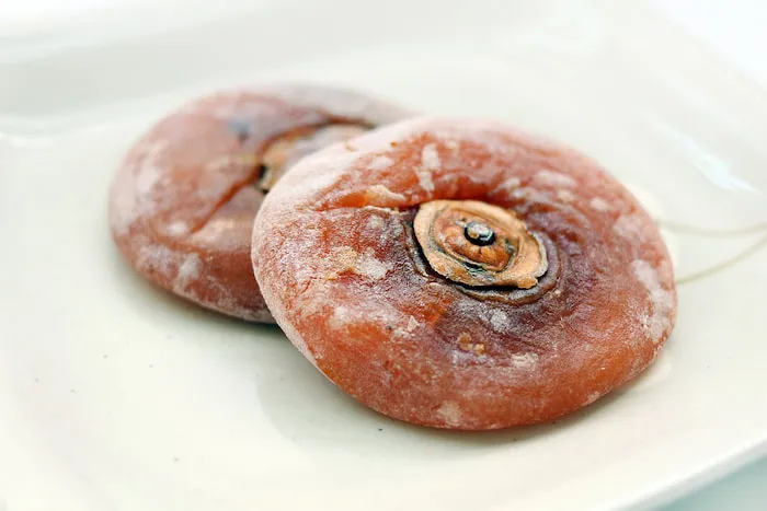 خرید خرمالو خشک پفکی با قیمت استثنایی